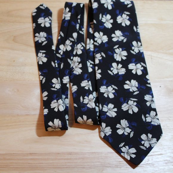 Puritan Special Edition Floral Neck Tie - Picture 1 of 3